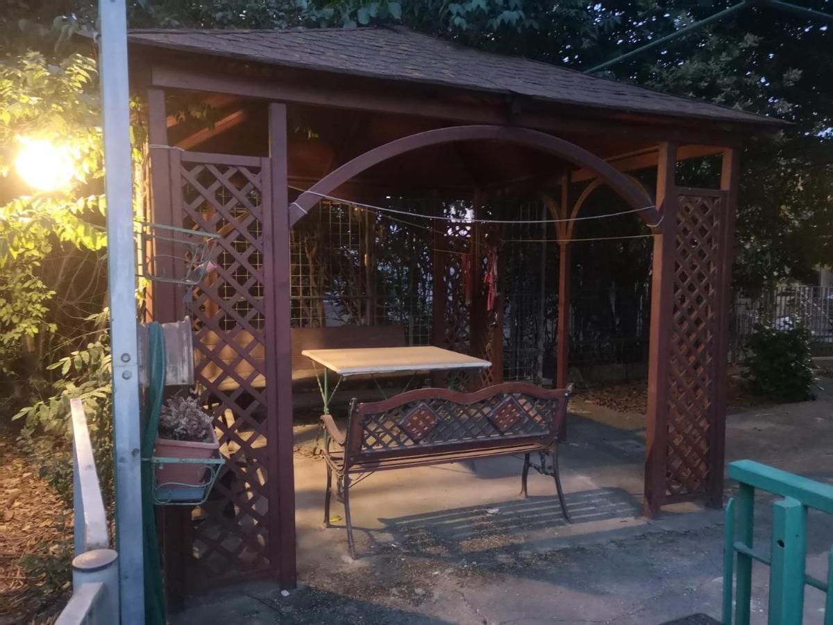 Assueli B&B Assemini Ngoại thất bức ảnh